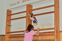 52